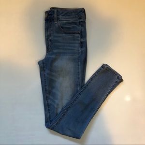 AEO Super Stretch Skinny Long Jeans Pants Mid Rise C